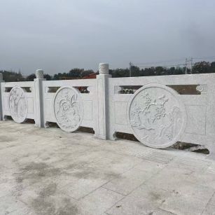 阳泉芝麻白河道栏杆 石材栏杆