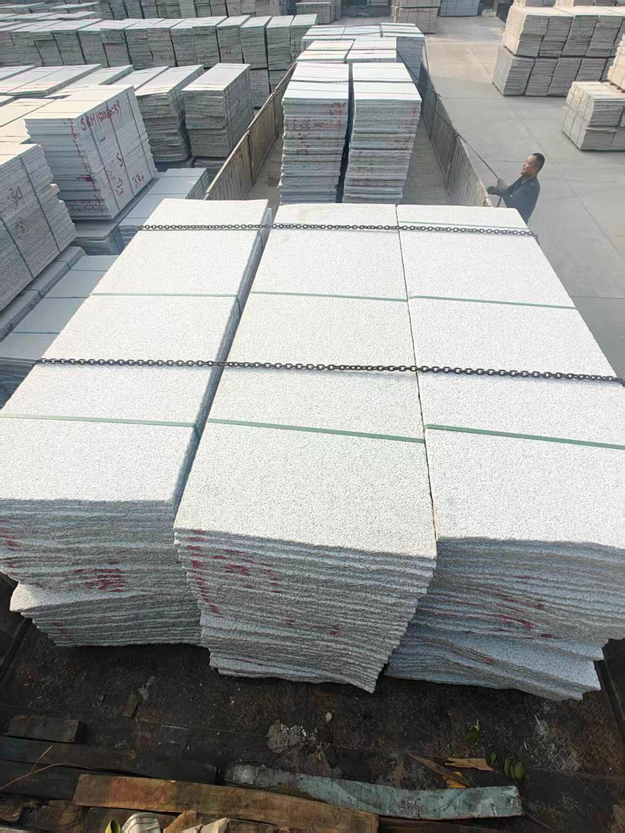 阳泉芝麻白毛板，石材毛板