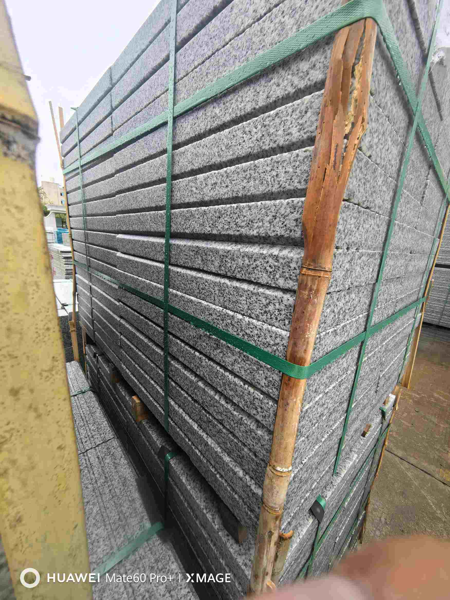 阳泉芝麻白楼梯踏步室外