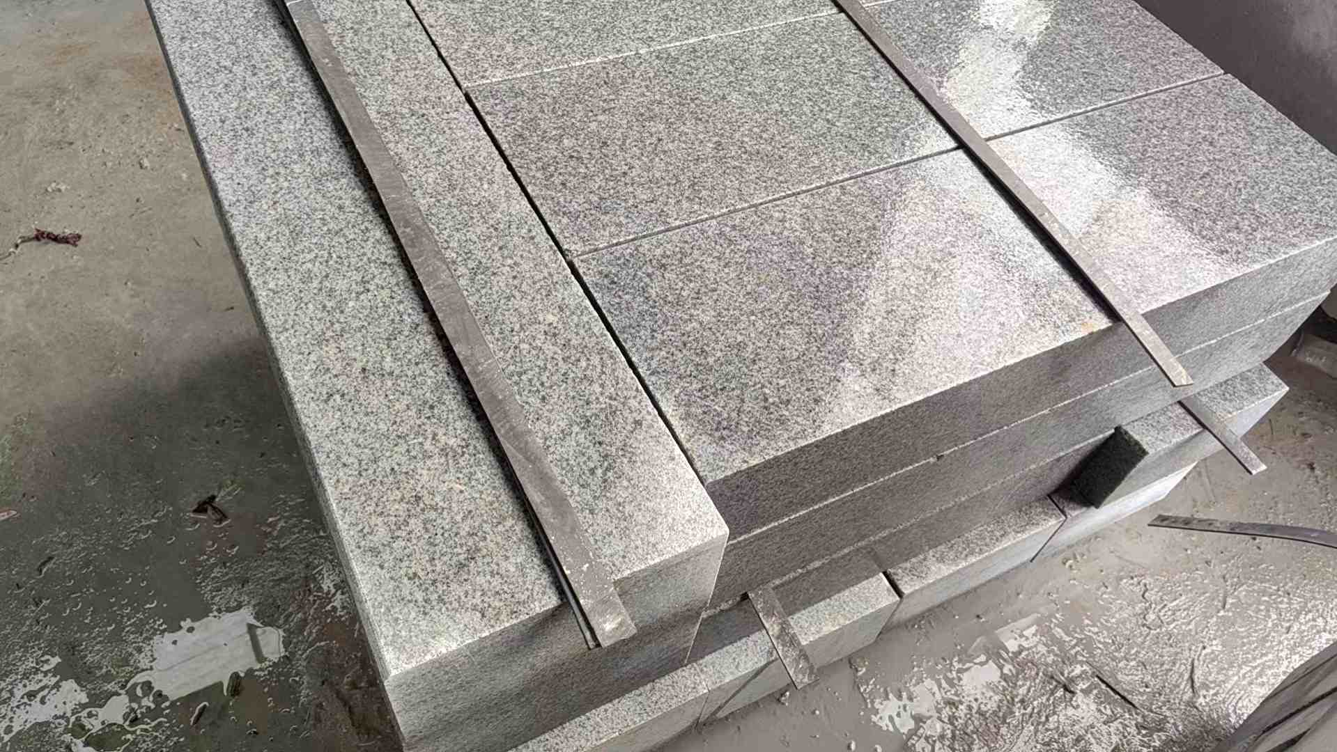 阳泉芝麻灰 芝麻白 路牙石 路侧石 马路牙子