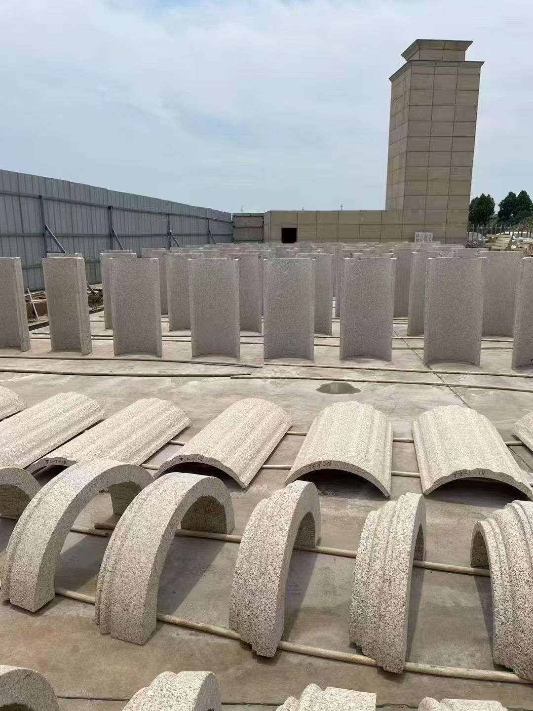 阳泉黄金麻别墅柱皮 异形 线条定制